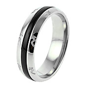plata de los hombres con anillo de acero negro de titanio