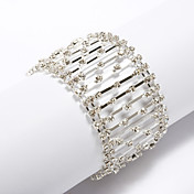 Fashion Interlocking Rhinestone Bracelet