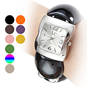 Women's Plastic Analog Quartz Bracelet Watch (Assorted Colors)