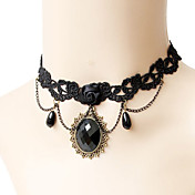 Oval Gem Collar Lace Retro Europea