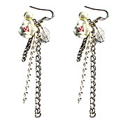 Fleur de charme à la main et boucles d'oreilles Sweet Lolita cristal avec glands