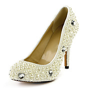 Gorgeous Patent Leather Stiletto Heel Round Toe With Imitation Pearl Pumps Party / Evening Shoes