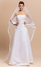 Belles à deux niveaux chapelle Tulle Voiles avec dentelle Applique bord