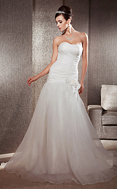 Trumpet/Mermaid Sweetheart Chapel Train Organza Floral Wedding Dress
