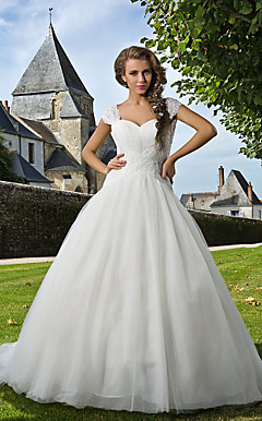 Ball Gown Sweetheart Chapel Train Tulle Wedding Dress