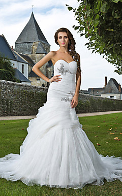 Trumpet/ Mermaid Sweetheart Chapel Train Organza Wedding Dress