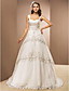  Ball Gown Sweetheart Chapel Train Tulle Wedding Dress