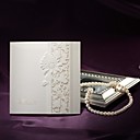delicato pizzo avorio cut-out tri-fold inviti matrimonio (set di 50)