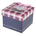 Confezione regalo con nastro bowknot e TAG