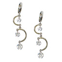 Beautiful Silver Earring With Simulated Diamond (yww004)